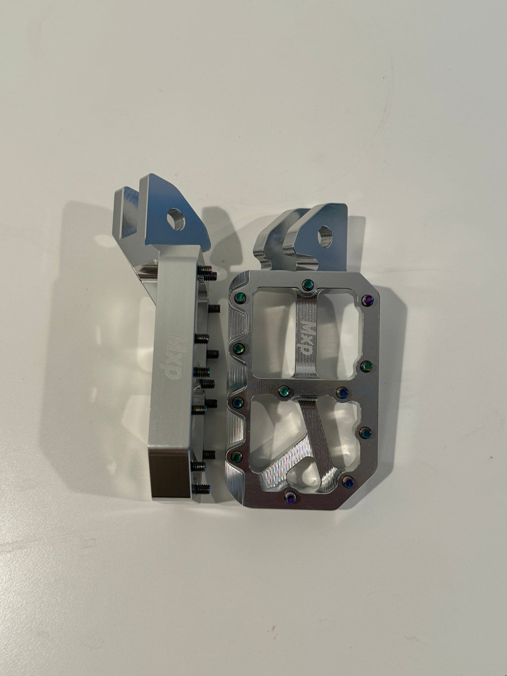Mxp foot pegs 4 week pre order