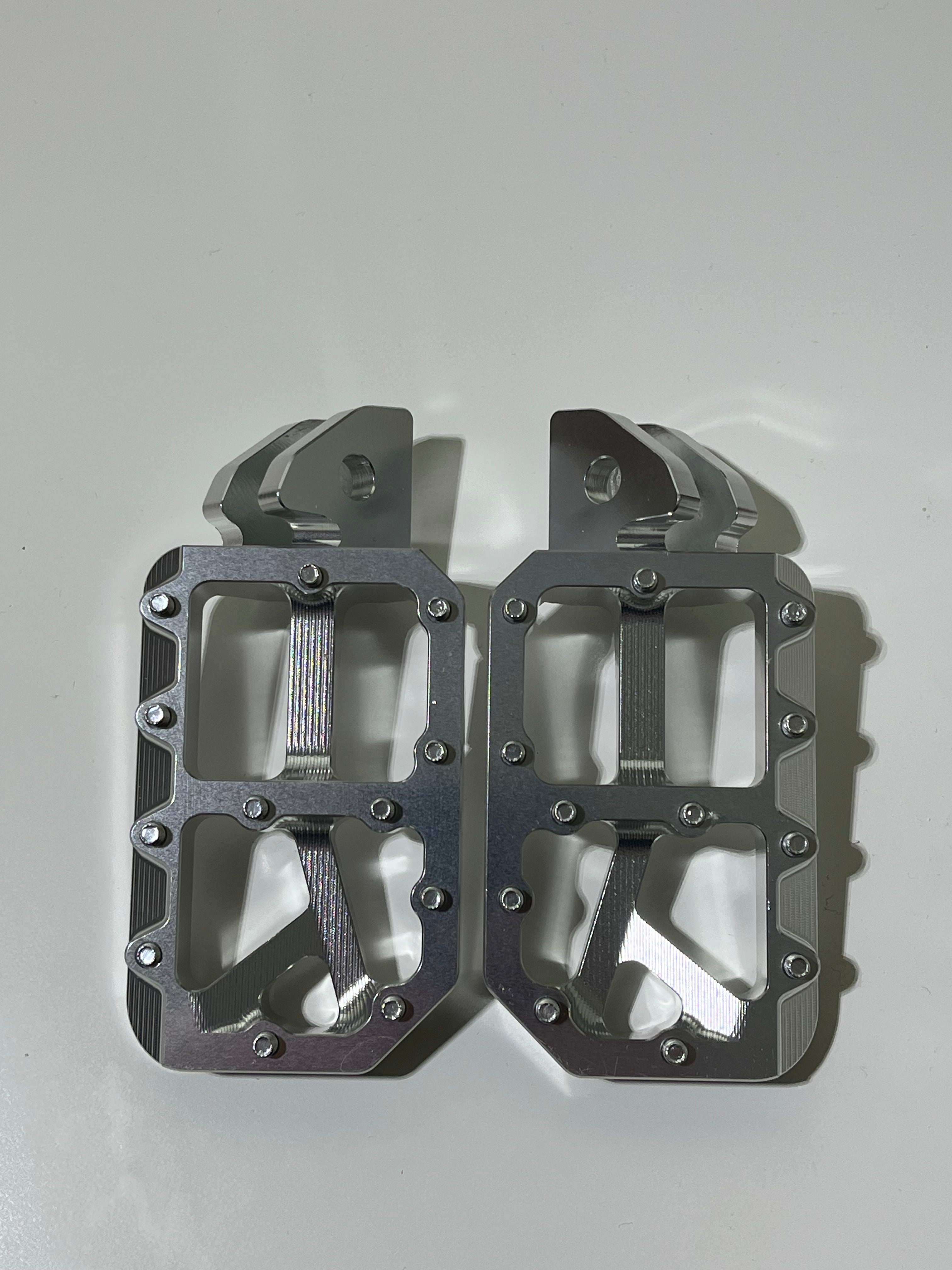Mxp foot pegs 4 week pre order