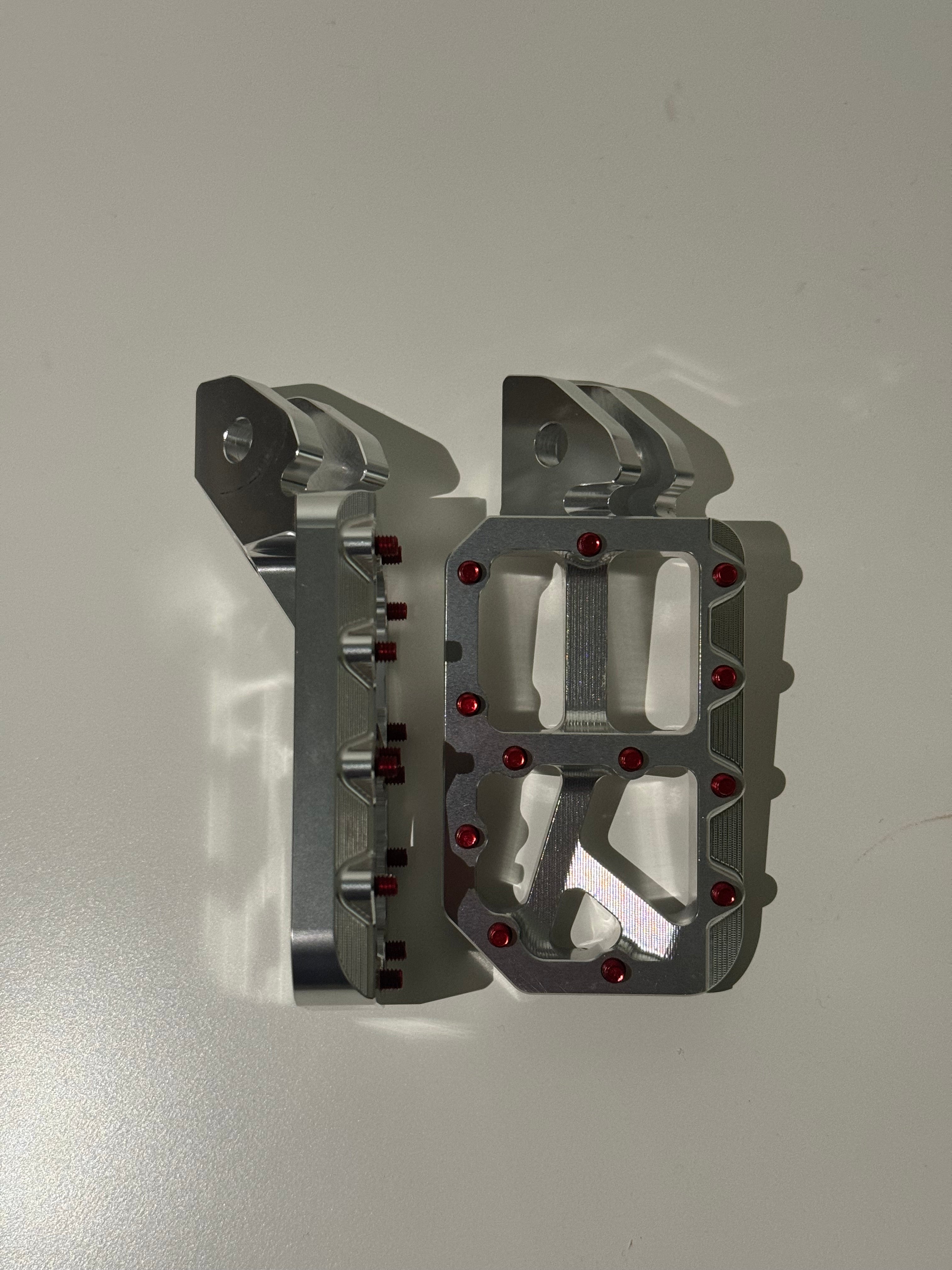 Mxp foot pegs 4 week pre order