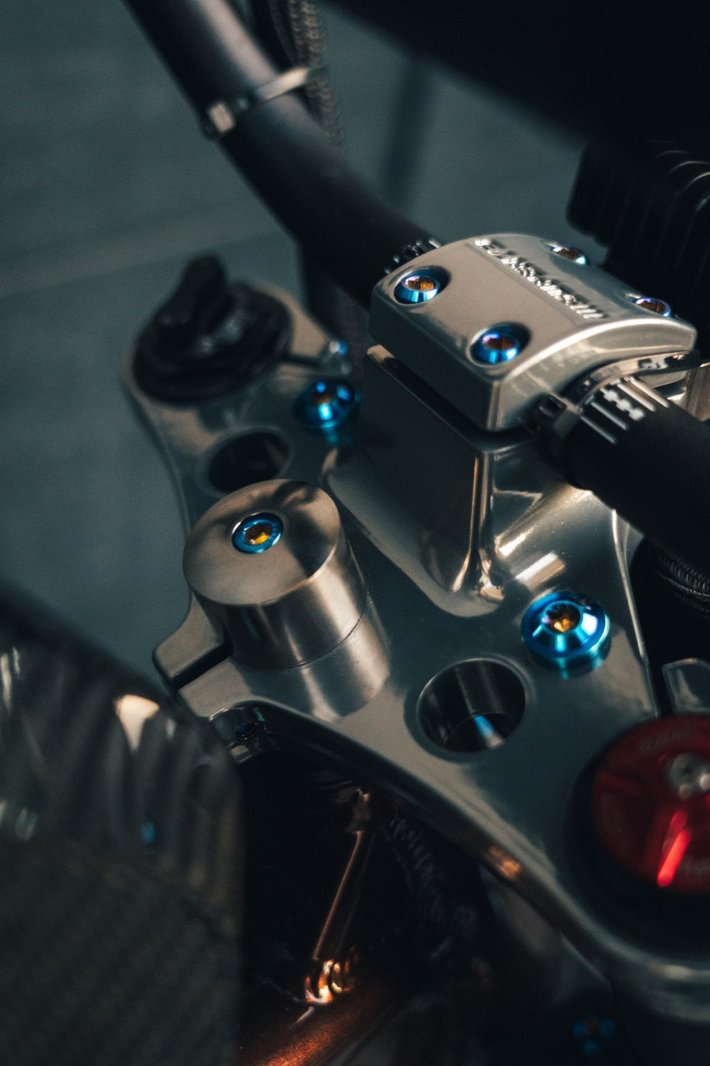 Titanium Stem bolt